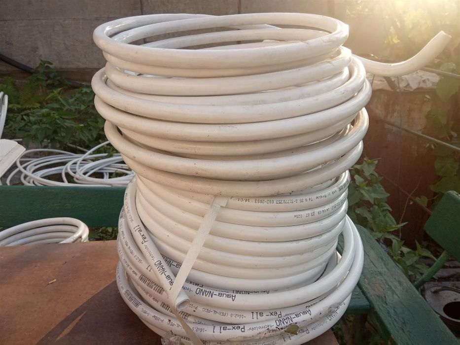 металлополимерная труба(не целая бухта): Под водяной теплый пол.