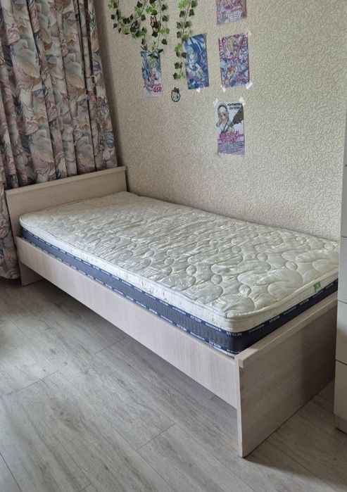 Мебель в детскую кровать стол