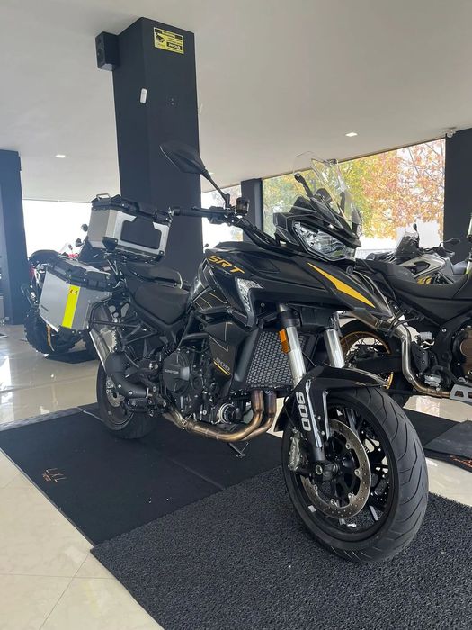 QJ Motor SRT 900S - TEST DRIVE