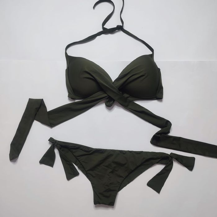 Купальник Calzedonia(Італія)розмір S оригінал,стан нового