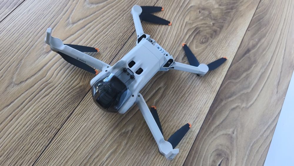 Dron dji mini 3 - super stan