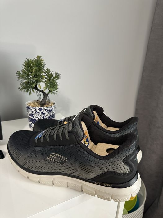 чоловічі кросівки skechers slip-ins оливкові