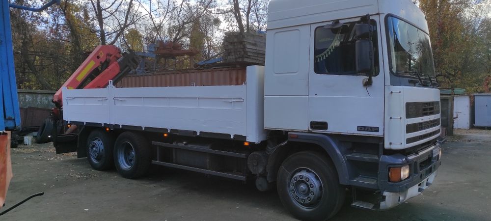 Маніпулятор вантажні перевезення.