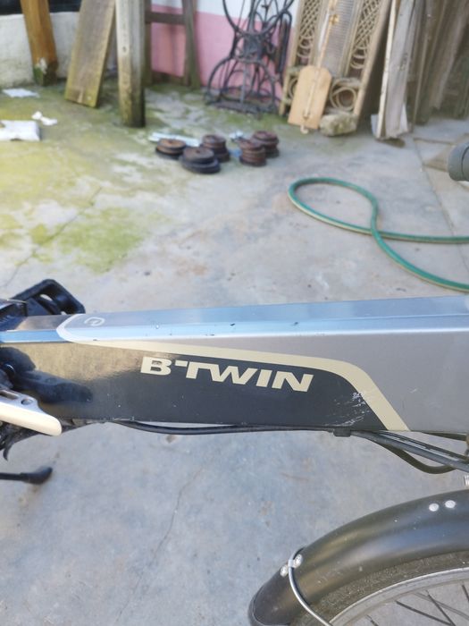 Bicicleta elétrica da BTwin