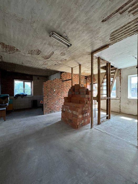 87м2 будинок, можна під  єОселю