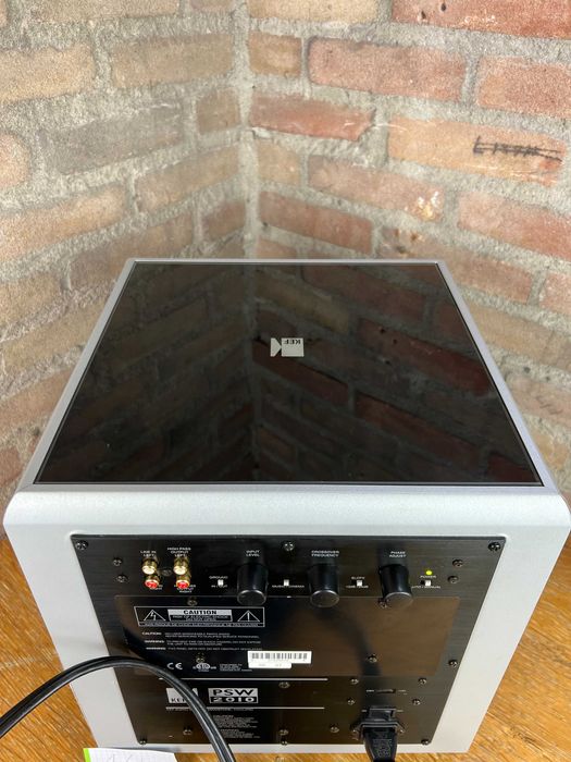 Subwoofer KEF PSW2010 – 250 W, zakres 30-150 Hz, świetny stan