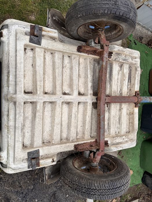 Przyczepka niewiadowka n250