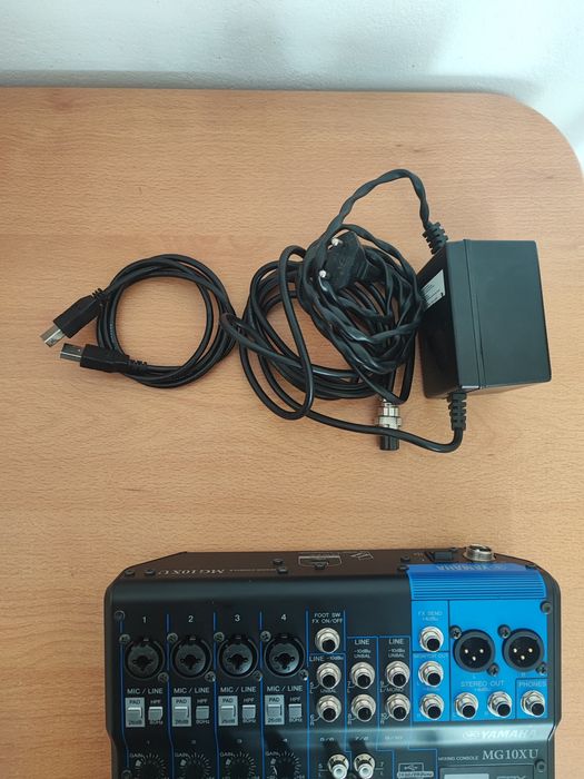 Mesa de Mistura Yamaha MG10XU