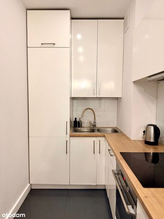 Mieszkanie 2-pokojowe z balkonem w Bielanach