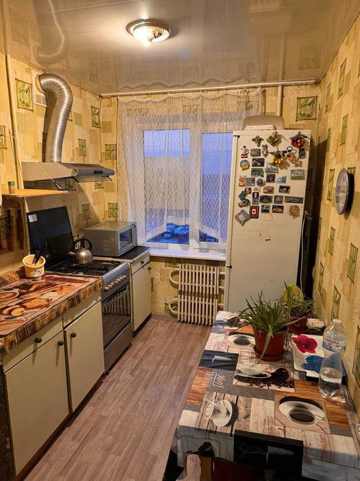 Продам 3 коинатную квартиру Захарченко  дом 14