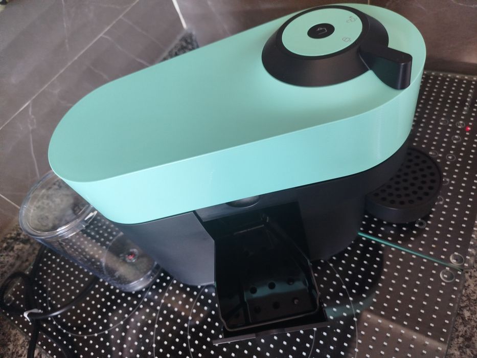 Máquina Nespresso Vertuo Pop (Aqua Mint) – Praticamente Nova!