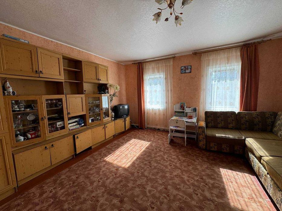 Будинок в передмісті Чернігова