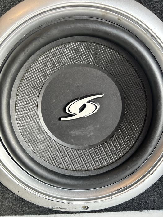 Subwoofer MTX 12’’ com caixa + amplificador MTX RTx800