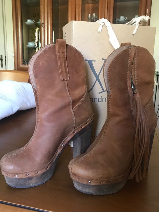 Botas XUZ - Tam. 38 - praticamente NOVAS