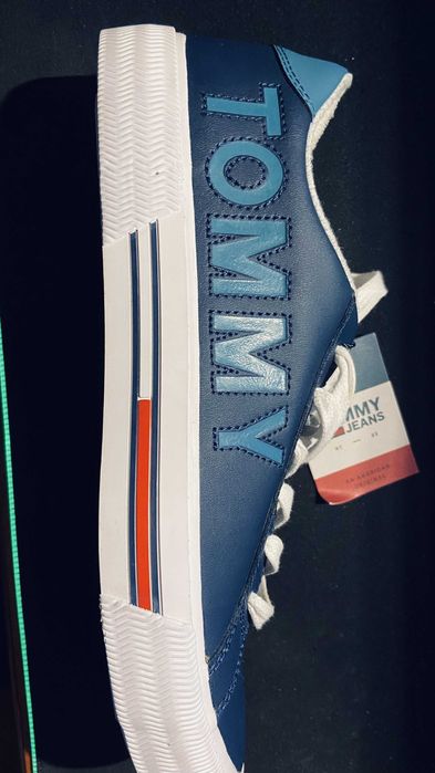 Sapatilhas Tommy Hilfiger/Jeans NOVAS Tamanho 41