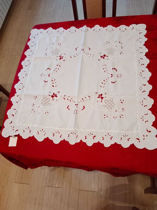 Obrus 85 cm x 85 cm