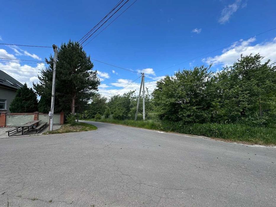 Продаж ділянки в Деревачі, під будівництво