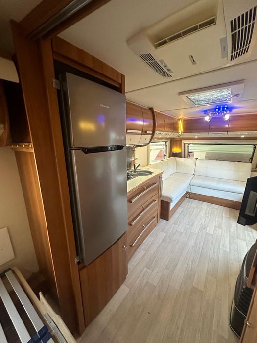 Caravana FENDT topo gama docs portugueses