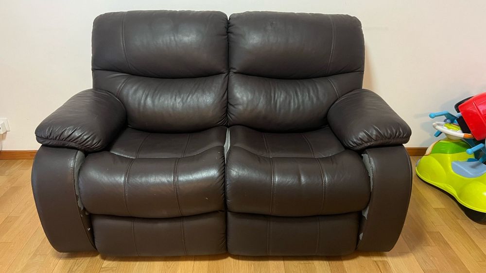 2 Sofás (3+2 lugares)