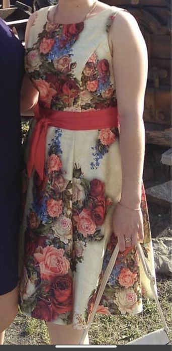 Жіноче плаття