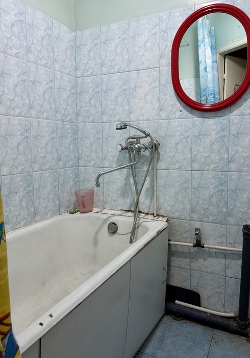 Продаж 2 кім. Квартири вул. Аношкіна (Відродження)
