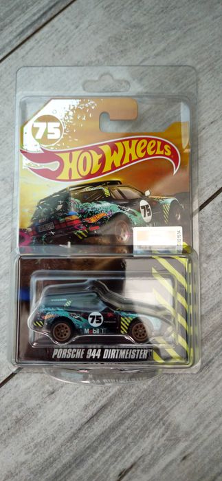 Hotwheels PORSCHE 944 DIRTMEISTER 未開封品 image