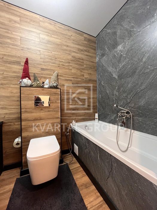 Стильний ремонт! Дві кімнати! Газ! Підземний паркінг! Ірпінь!