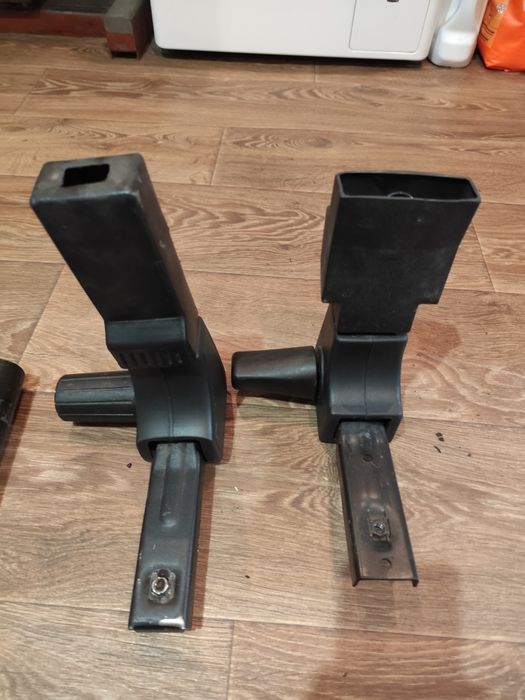 Запчастини до офісних крісел