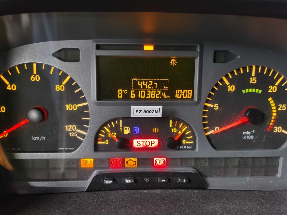 Mercedes Atego 816 laweta podwójna kabina