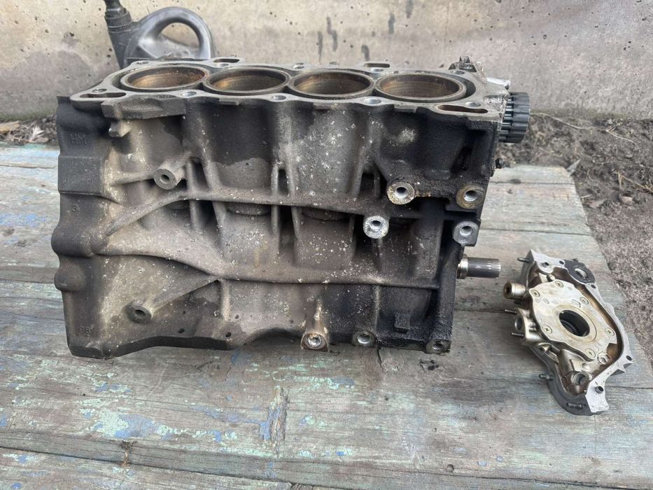 Блок Мотор Хонда НРВ D16W1