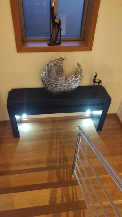 Aparador/consola em carvalho  preto