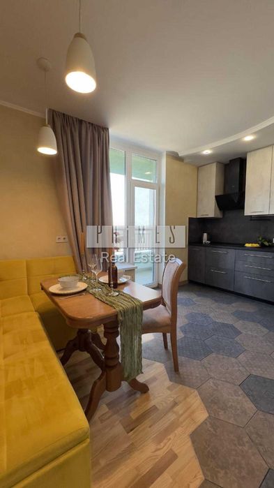 Каховська, Галактика, Русанівська Гавань, Лівобережна