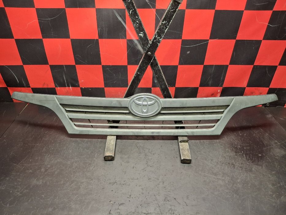 Grelha frente TOYOTA Dyna Chassis (KD_, LY_, _Y2_, _U3_, _U4)