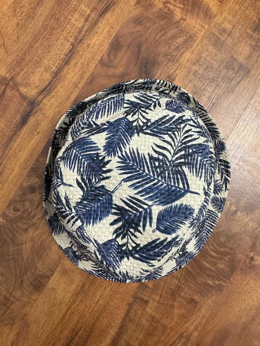 Papierowy kapelusz kapelusik Dunnes Stores rozmiar 3 6 lat 52 cm