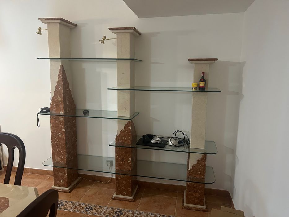 Conjunto mesa de jantar em Mármore