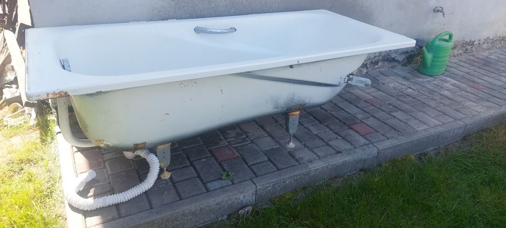 Ванна для господарки або на дачу