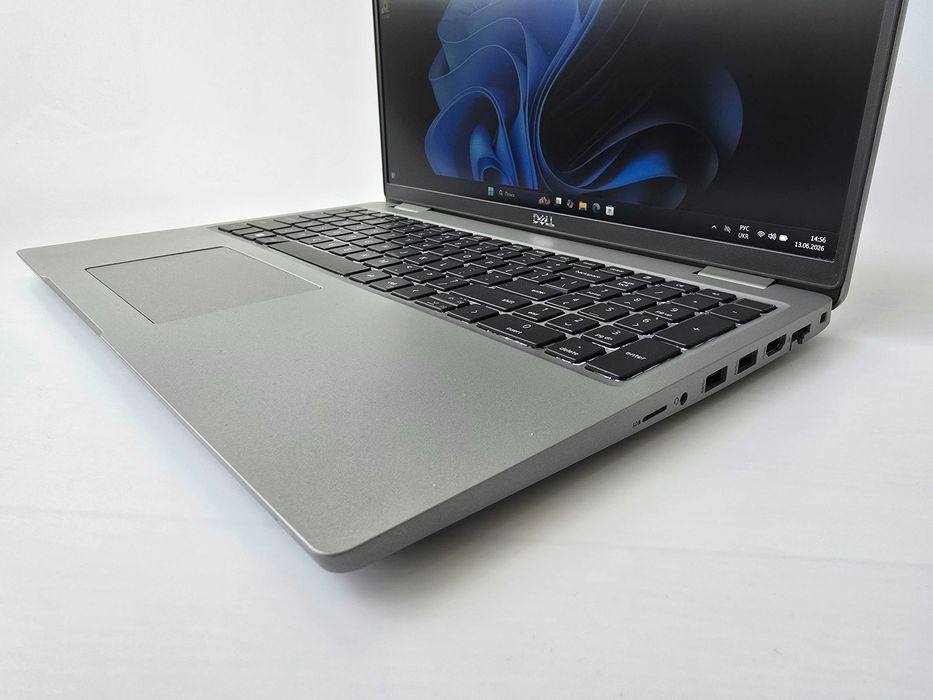 Dell Latitude 5520 I7 1185G7/Nvidia MX450/RAM 8GB/SSD 256GB/WIN 11