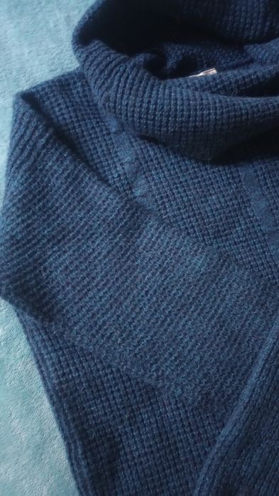 Piękny golf damski sweter Lee r.S