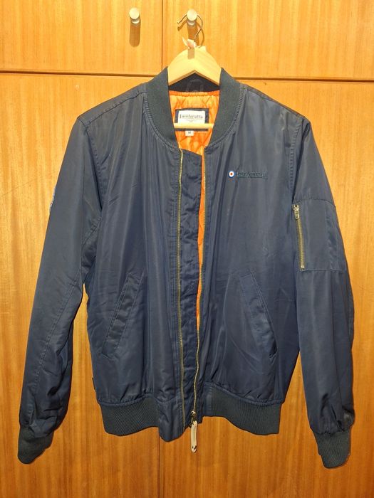 Casaco marca Lambretta