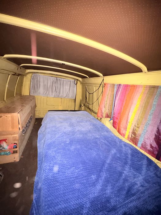 Toyota Hiace lh20 1981