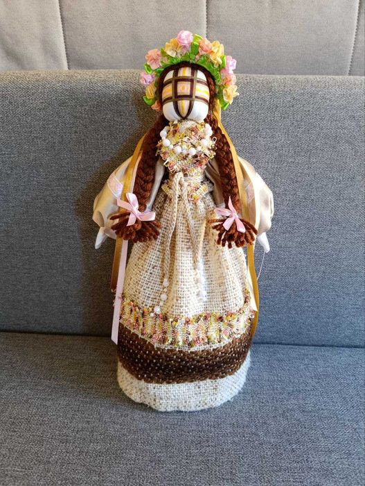 Sprzedaję ręcznie robione lalki motanka