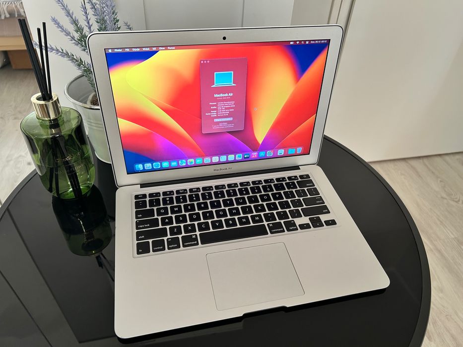 MacBook Air 13” 2015 i5 8 GB 128GB SSD