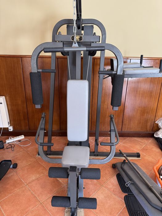 Maquina musculação + bicicleta + pesos!