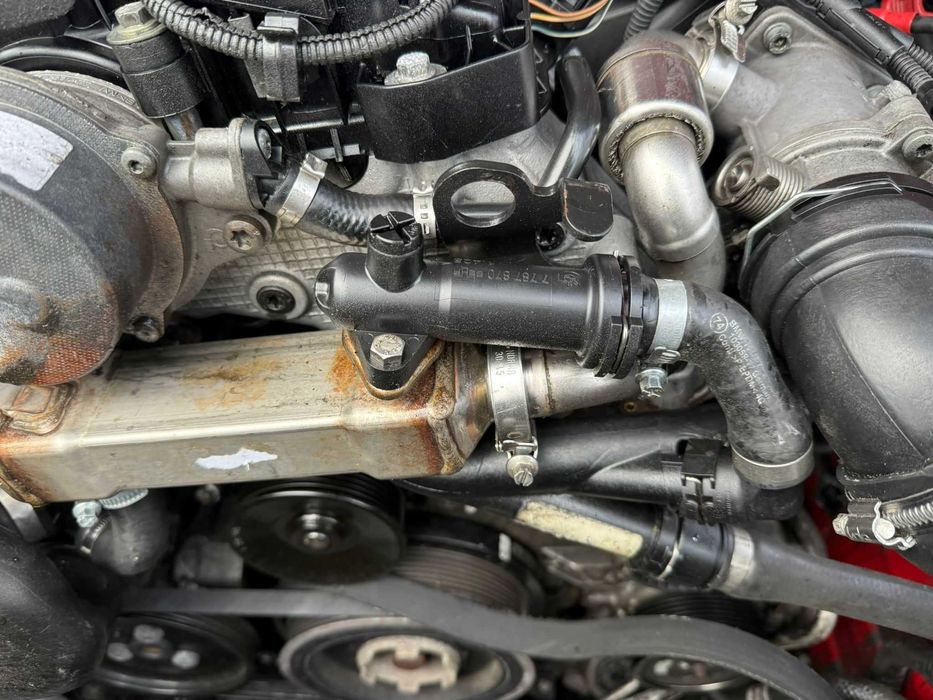 na części  kolumna kierownicza zbiornik Bmw e90 2.0d m47 japan rot 438