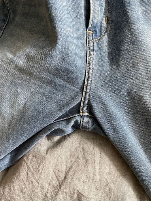 Dżinsy Levi’s 26