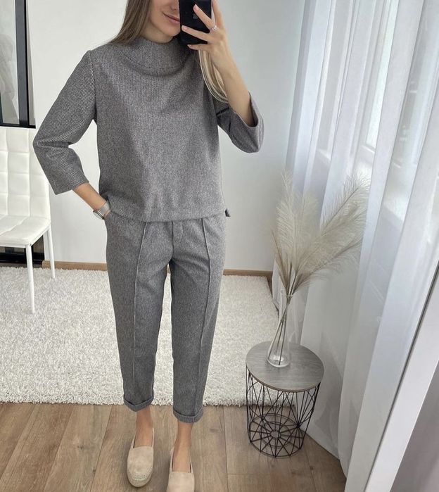 Неймовірно шикарний брючний костюм на осінь , зиму