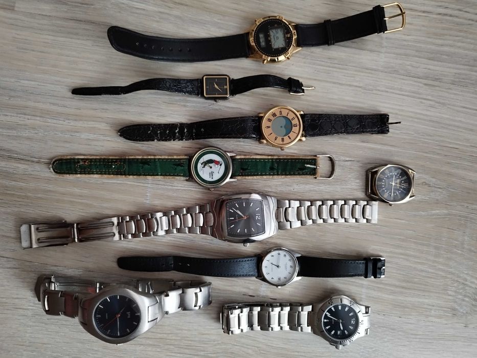Zestaw 9 zegarkow