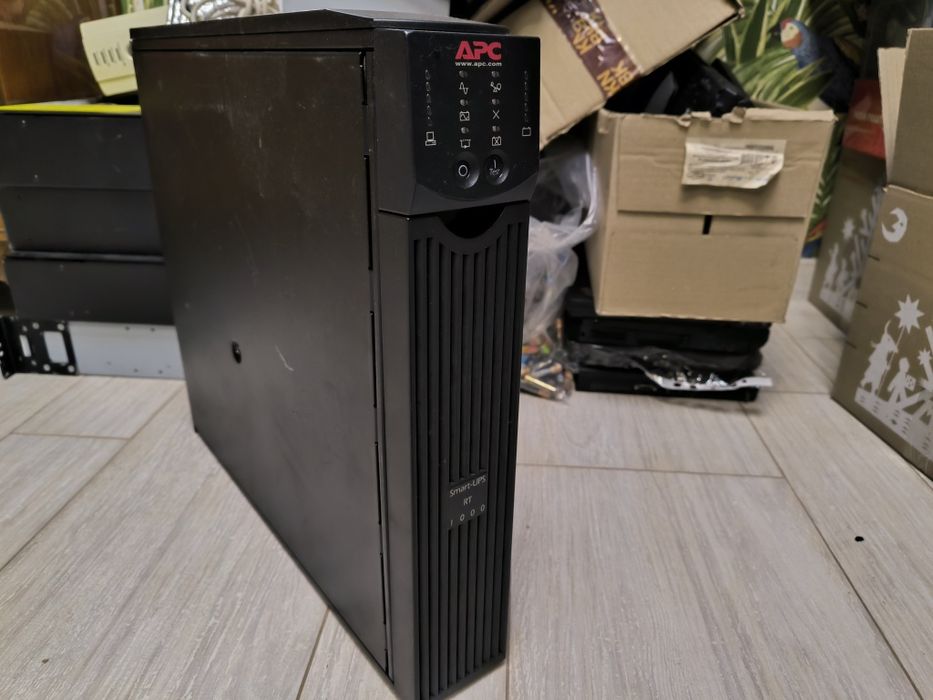 Джерело безперебійного живлення APC SMART-UPS Rt-1000 без акумуляторів