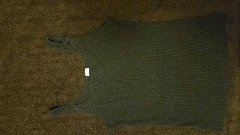 Czarna podkoszulka Intimissimi r.s