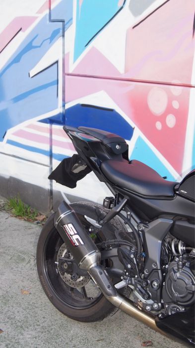 Yamaha  R7  2024